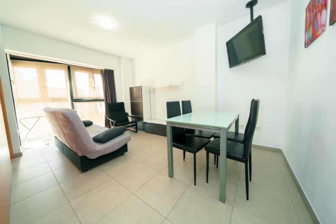Apartamentos Doctor Clara Castellón de la Plana Zimmer foto